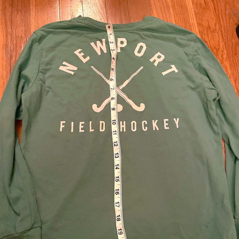 Art Class girls long sleeve shirt, Newport field hockey logo, size 10/12